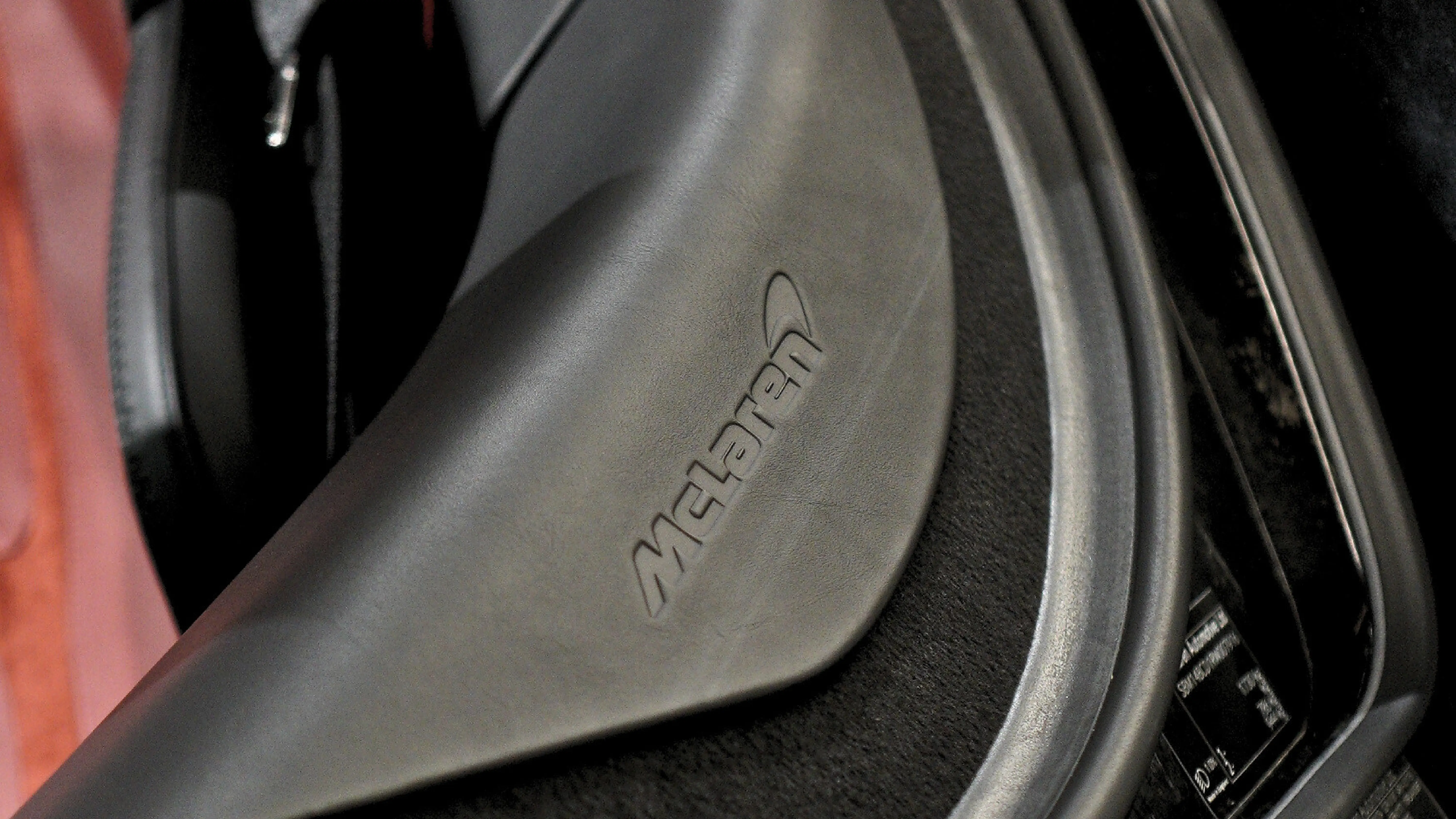 MCLAREN 750S SPIDER view 15