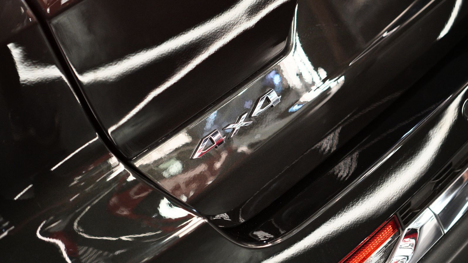 JEEP GRAND CHEROKEE 2.0T view 18