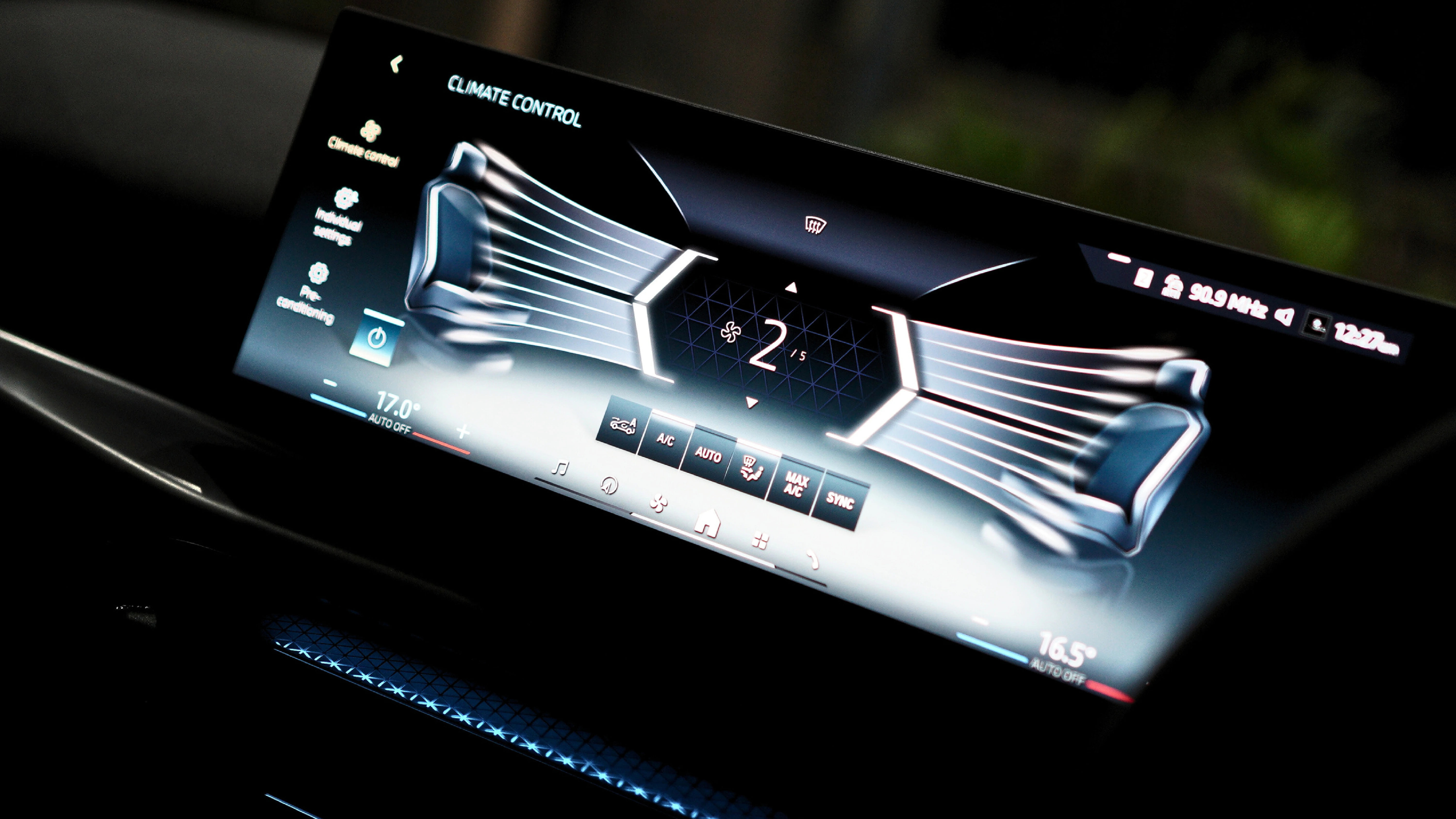 BMW i4 EDRIVE35 view 10