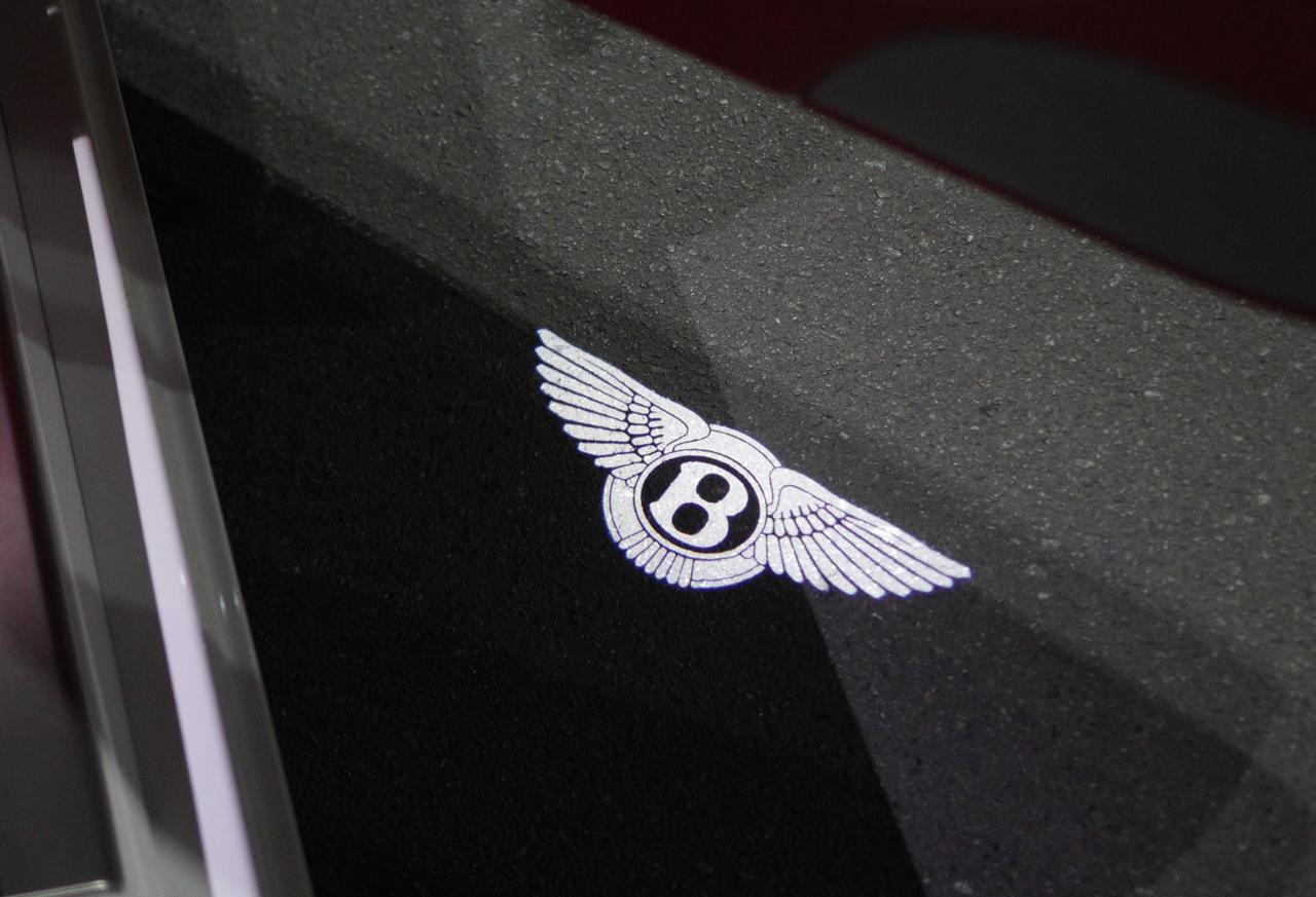 BENTLEY CONTINENTAL GT AZURE V8 view 6
