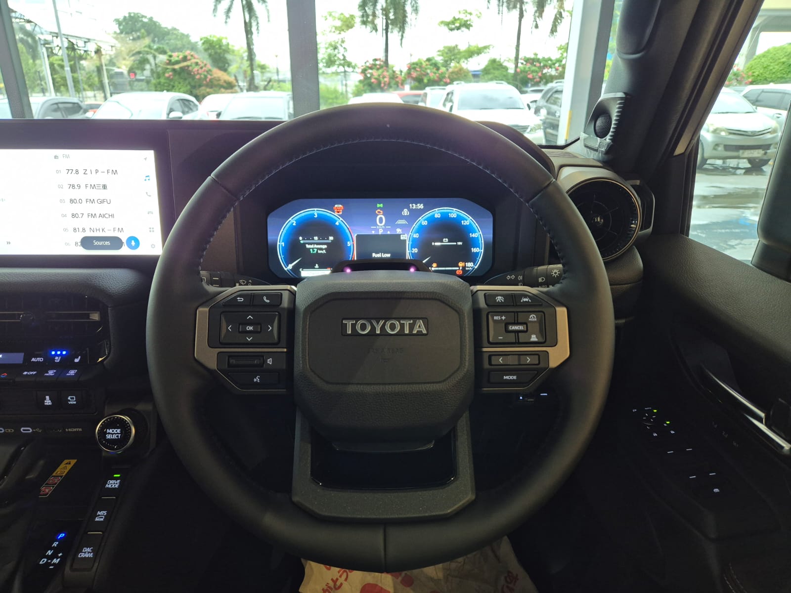 TOYOTA LAND CRUISER 250 ZX view 7