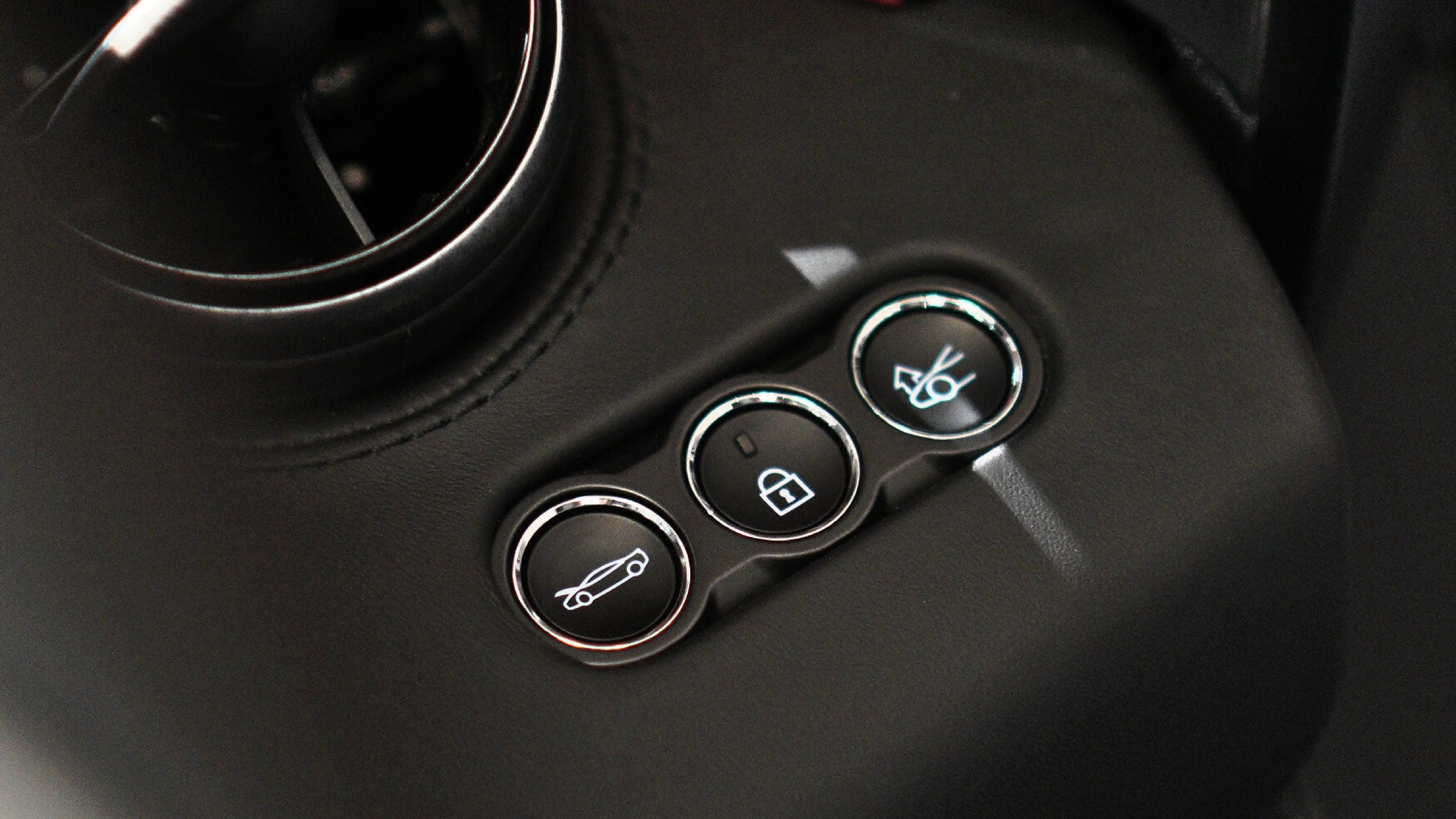 MCLAREN 750S SPIDER view 13