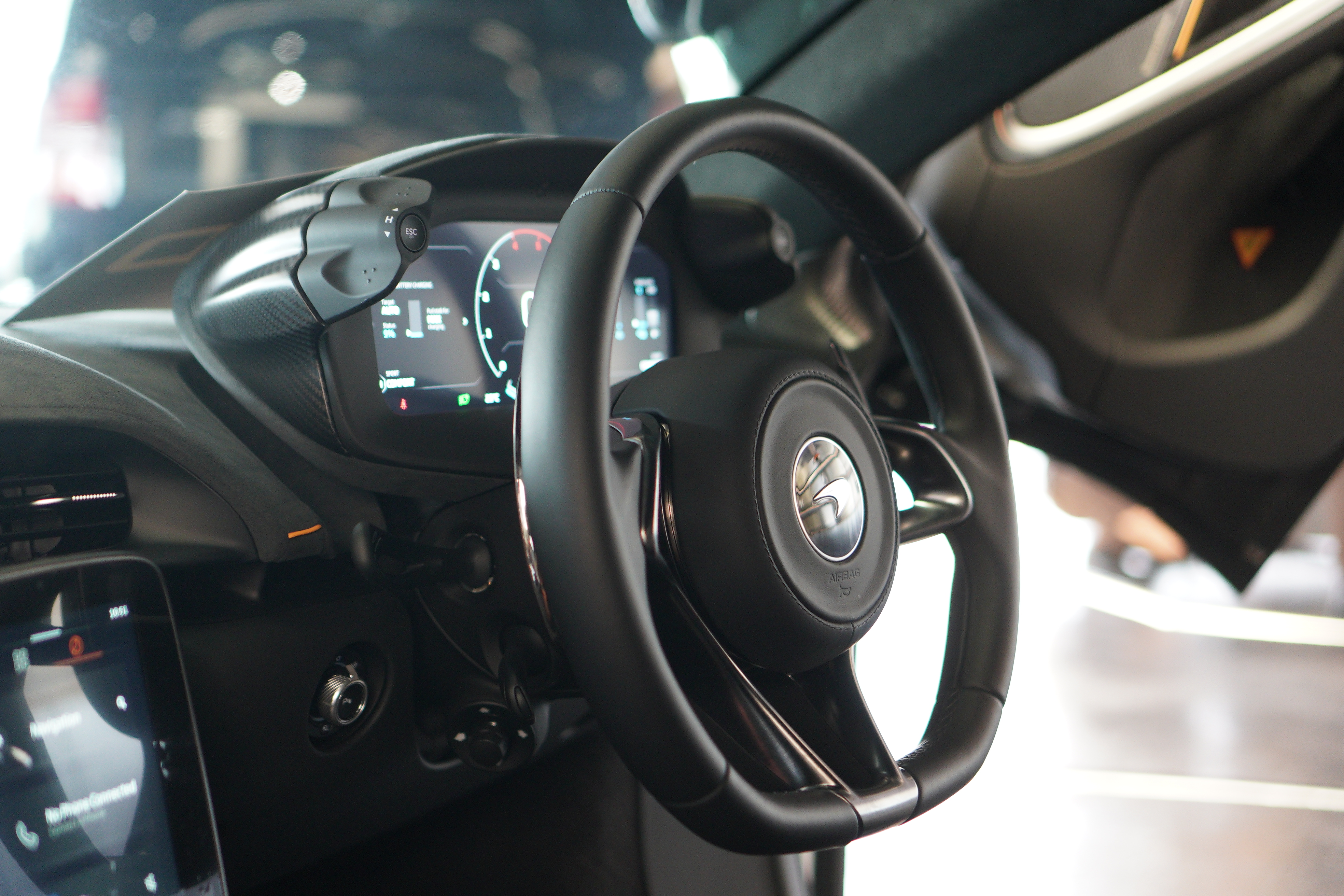 MCLAREN ARTURA view 8