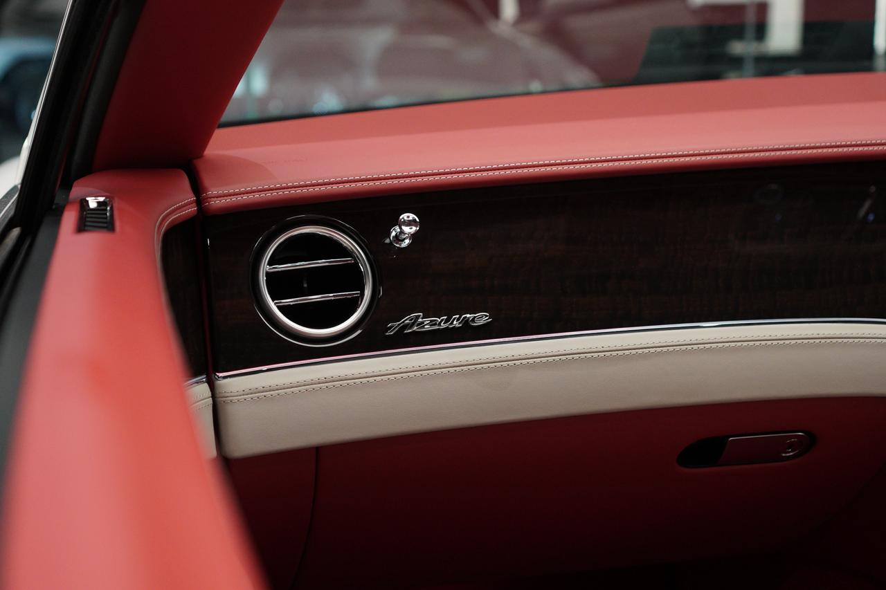 BENTLEY CONTINENTAL GT CONVERTIBLE AZURE V8 view 13