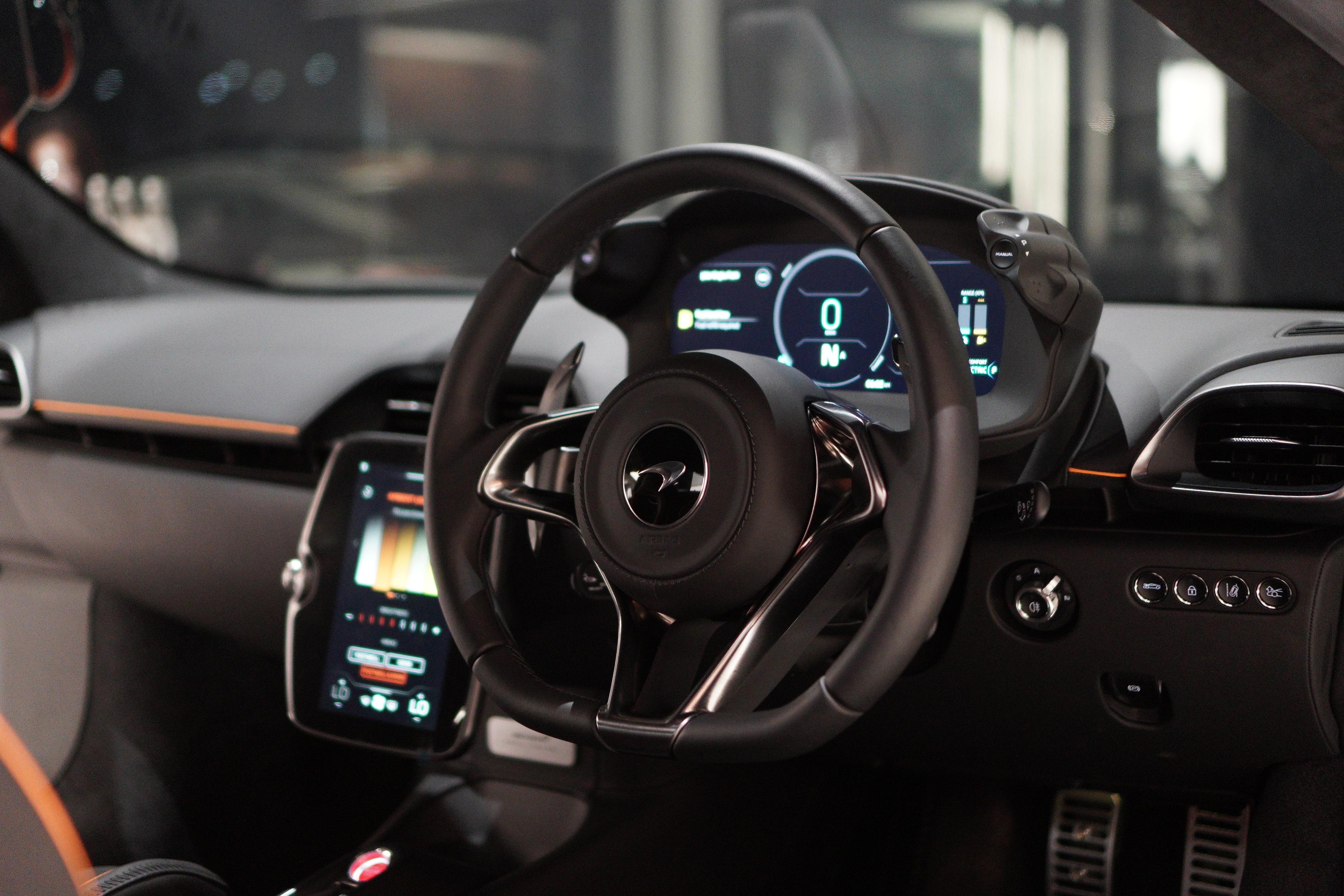 MCLAREN ARTURA view 5