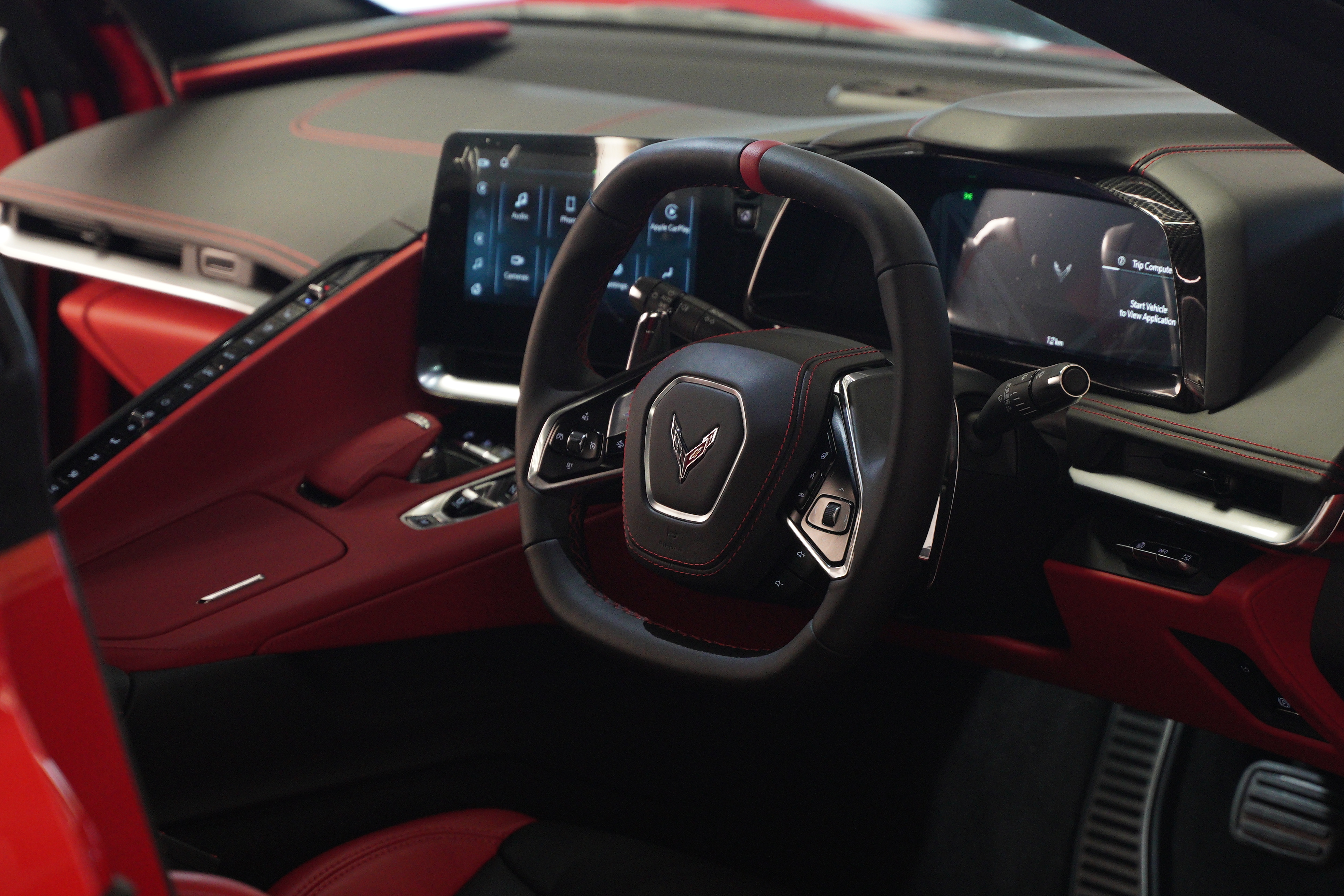 CHEVROLET CORVETTE STINGRAY view 12