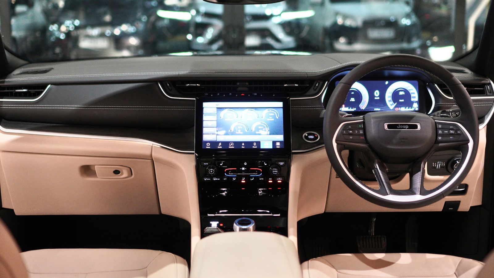 JEEP GRAND CHEROKEE 2.0T view 24
