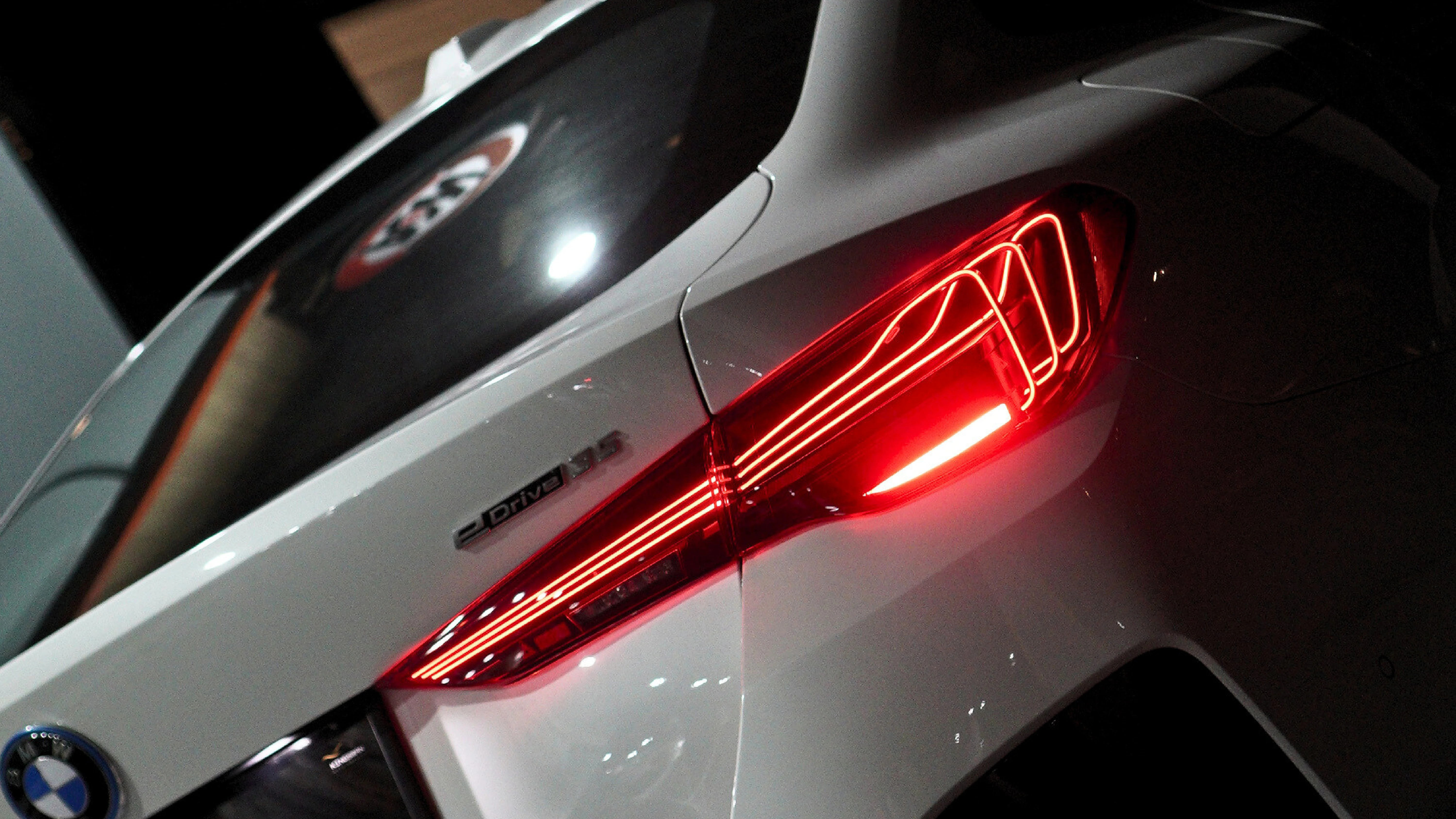 BMW i4 EDRIVE35 view 15