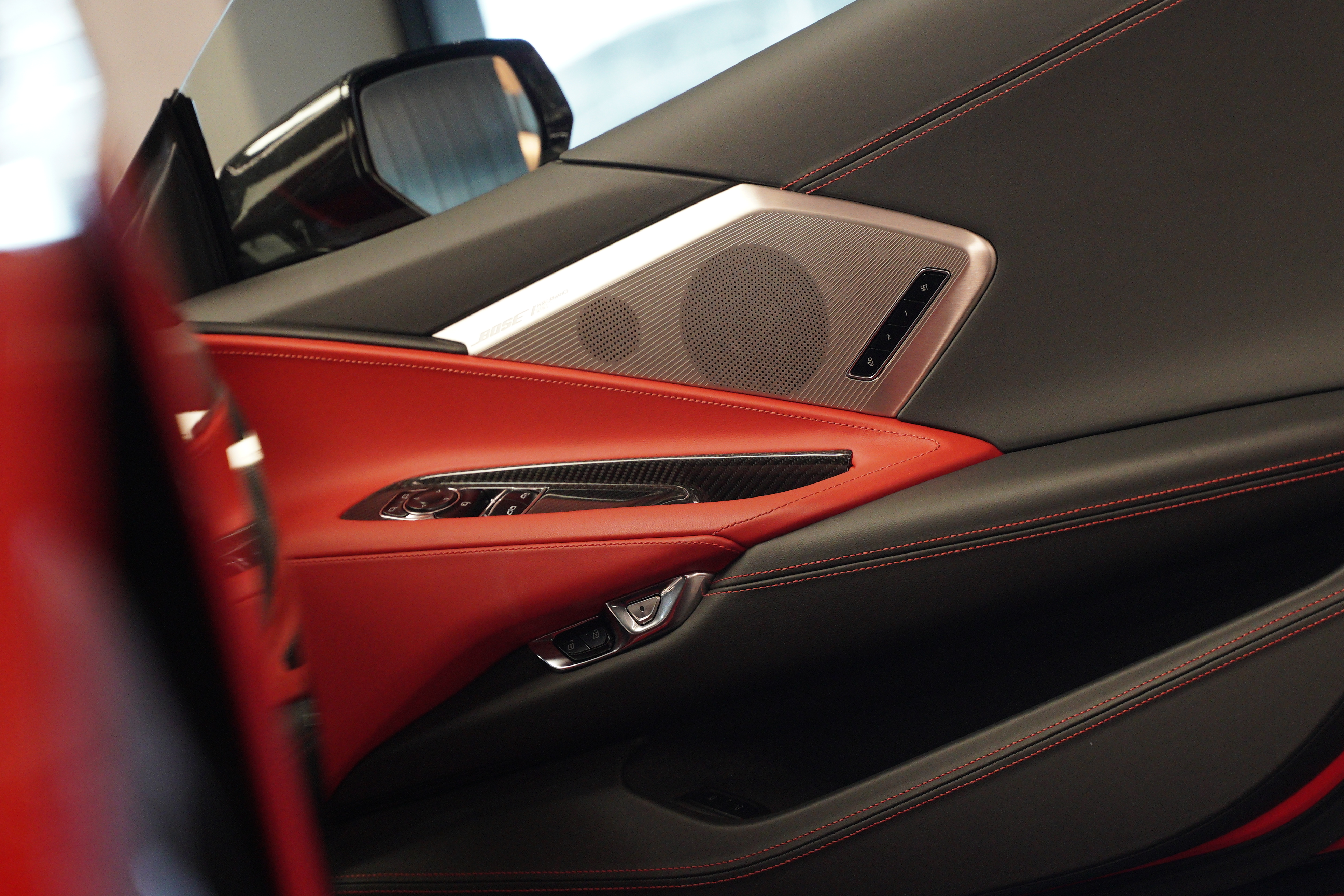 CHEVROLET CORVETTE STINGRAY view 6