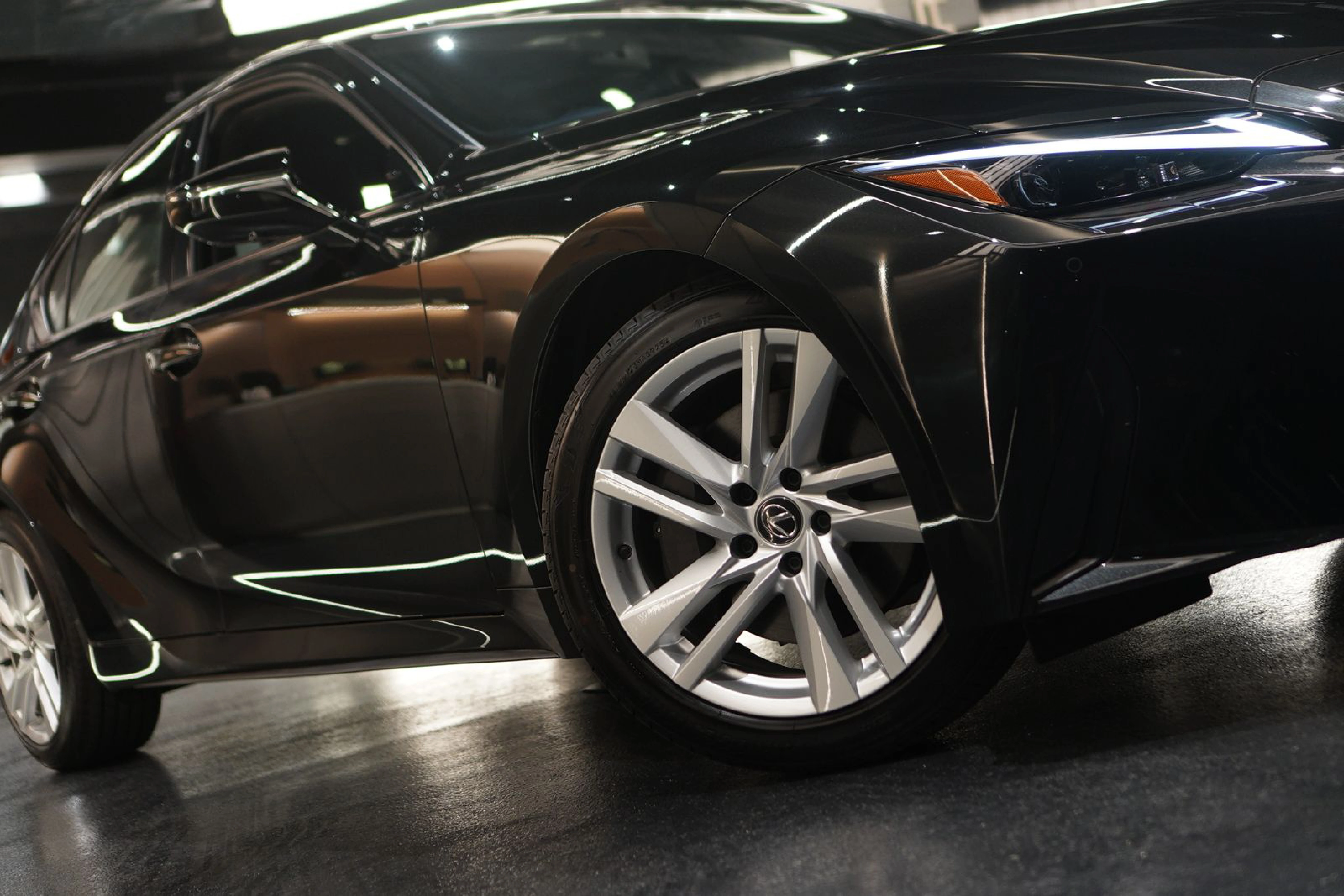 LEXUS IS 300H EXECUTIVE view 12