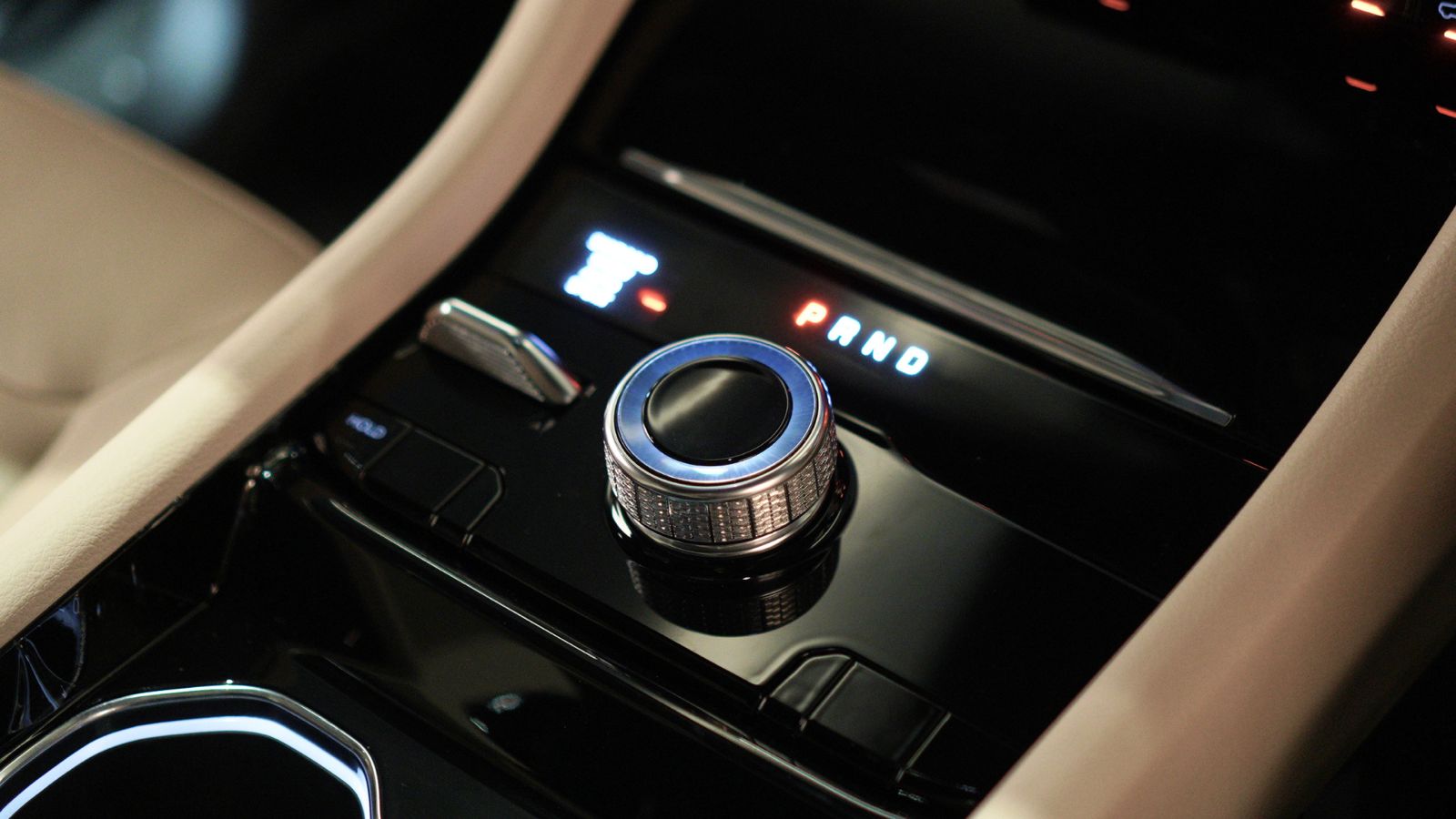 JEEP GRAND CHEROKEE 2.0T view 14